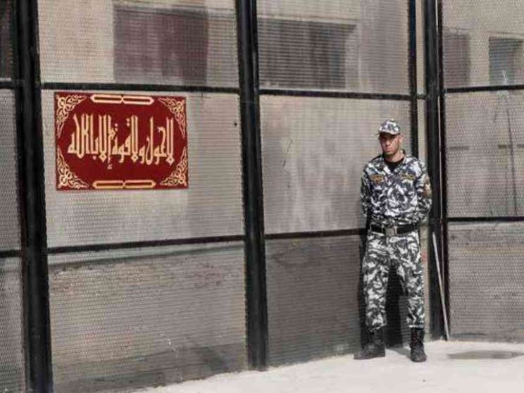 Nel carcere egiziano di Tora lo specchio buio del regime