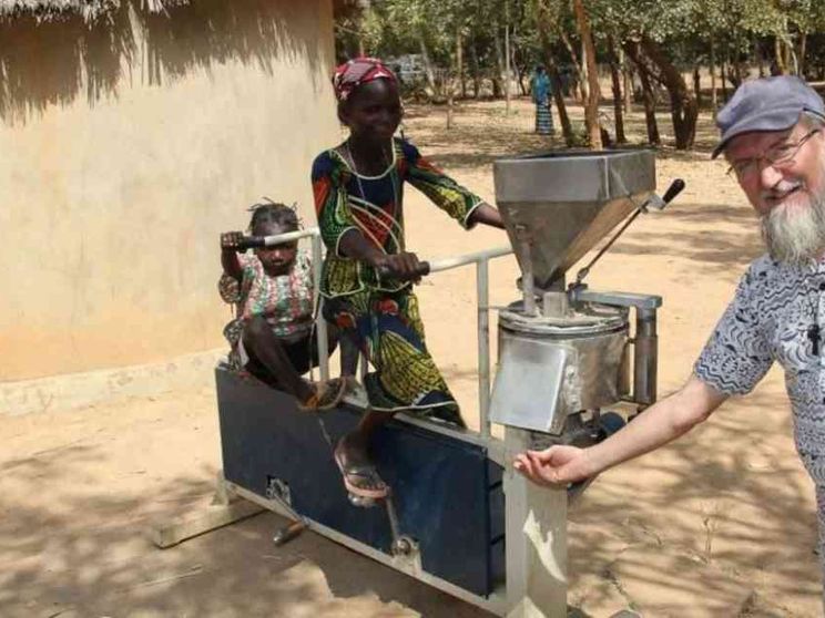 Padre Maccalli commosso dalle parole del Papa: grazie alla Radio Vaticana