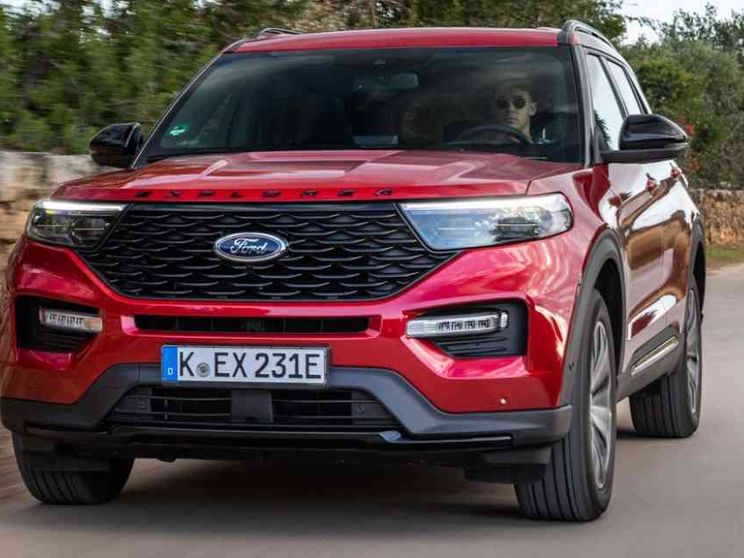 Ford Explorer, arriva in Italia il maxi Suv elettrico