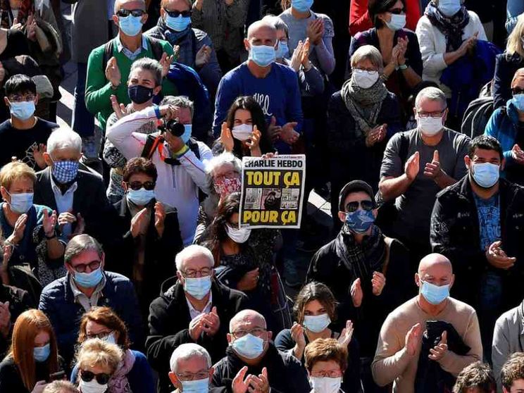 Parte l'offensiva di Macron contro l'integralismo islamico