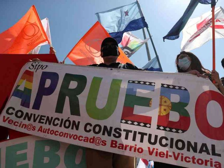 Il Cile vuole darsi la libertà di cambiare la Costituzione