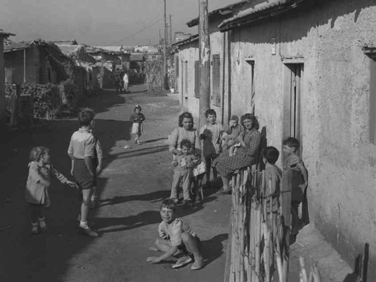 Don Roberto Sardelli, una tonaca nell'inferno delle borgate romane