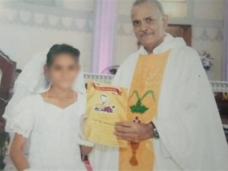 La 13enne cristiana rapita: i giudici la riconsegnano al suo violentatore