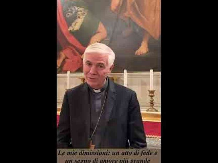 Annuncio a sorpresa, il vescovo Giovanni D'Ercole si dimette