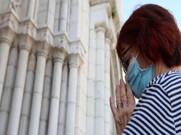 Dall'alcol all'islam più radicale: il raid di Nizza parte da lontano