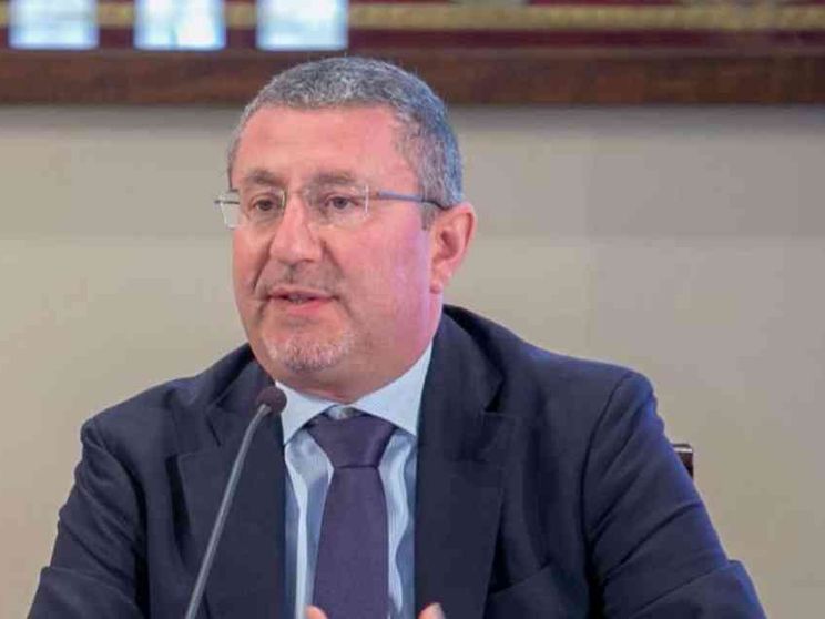 Niente campagne ideologiche contro il virus serve unità