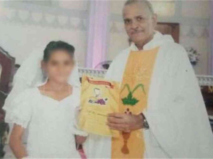 Liberata la 13enne cristiana rapita, convertita e sposata con la forza