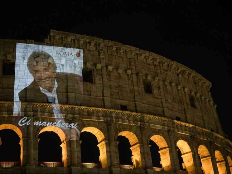 Il sorriso di Roma (l'ultima recita di Gigi Proietti). L'anima di un popolo