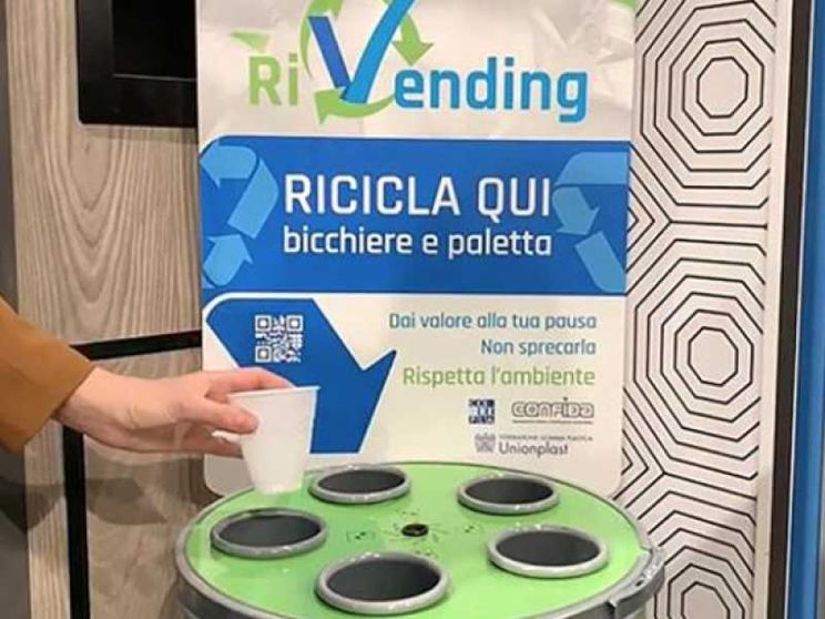 Cup2cup, il bicchiere ambientale