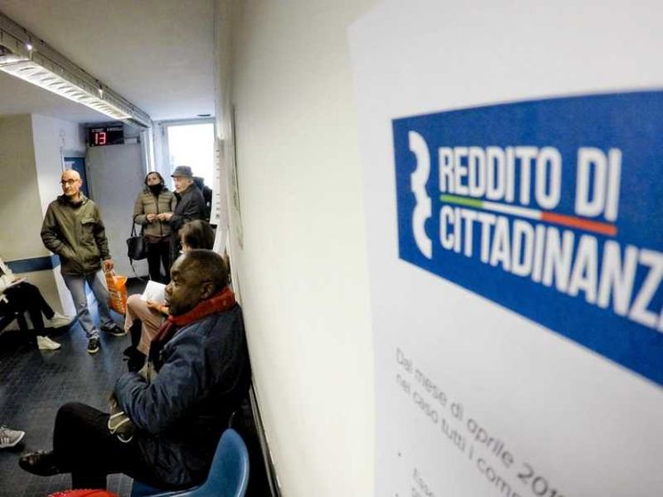 Reddito di cittadinanza: il 15% dei beneficiari ha trovato lavoro