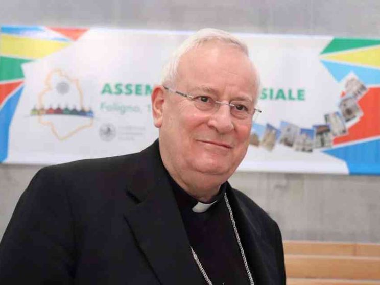 Il messaggio del cardinale Bassetti dall'ospedale: pregate per chi soffre