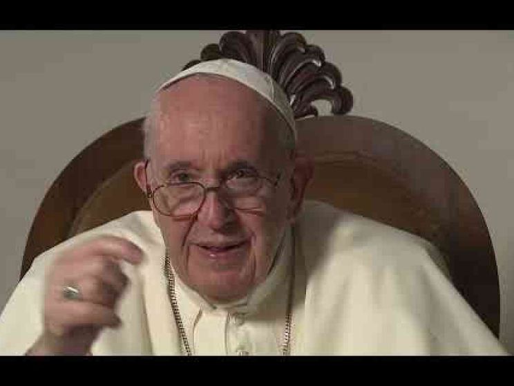 Il Papa ai giovani: niente scorciatoie, sporcatevi le mani