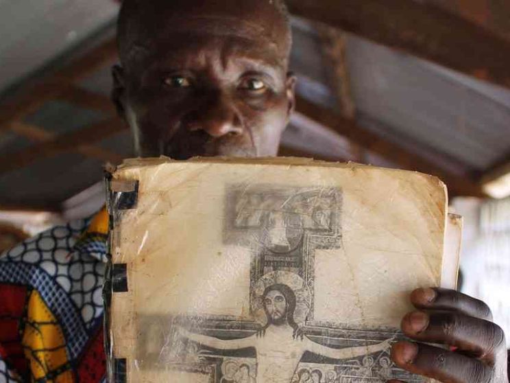 Acs: ogni mese in media 300 cristiani sono privati di libertà