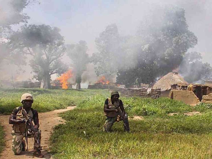 Raid di Boko Haram: sgozzati 110 contadini in una risaia