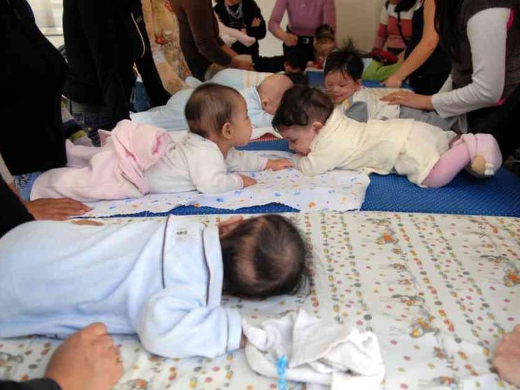 Un aiuto alle donne contro l'aborto, convenzioni per sostenere la maternità