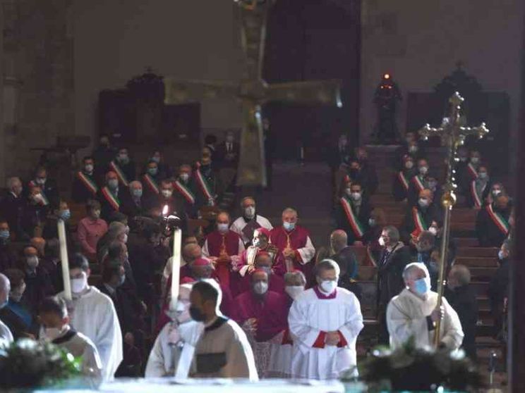 Delpini: tocca a noi tutti far fronte a questa emergenza spirituale