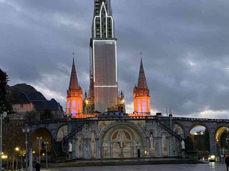 Santuario di Lourdes: l'Avvento vissuto sui social