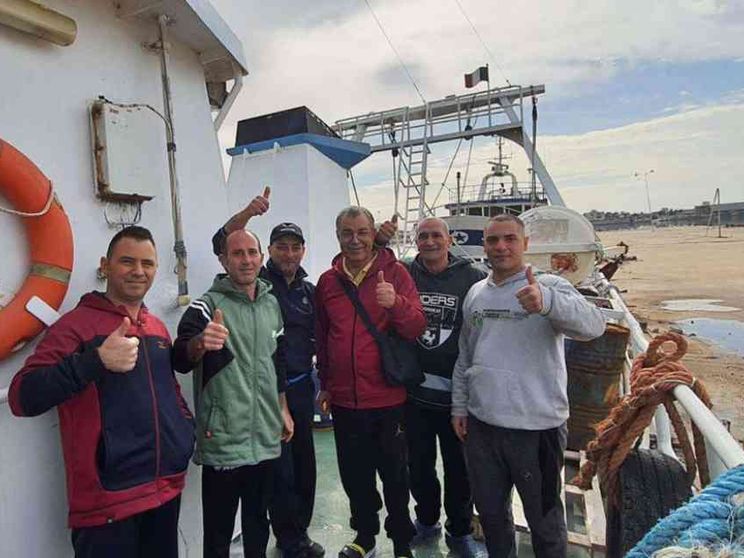 Liberi i pescatori italiani sequestrati in Libia da oltre 100 giorni