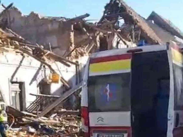 Forte scossa in Croazia, crollati un ospedale e un asilo. Almeno 7 morti