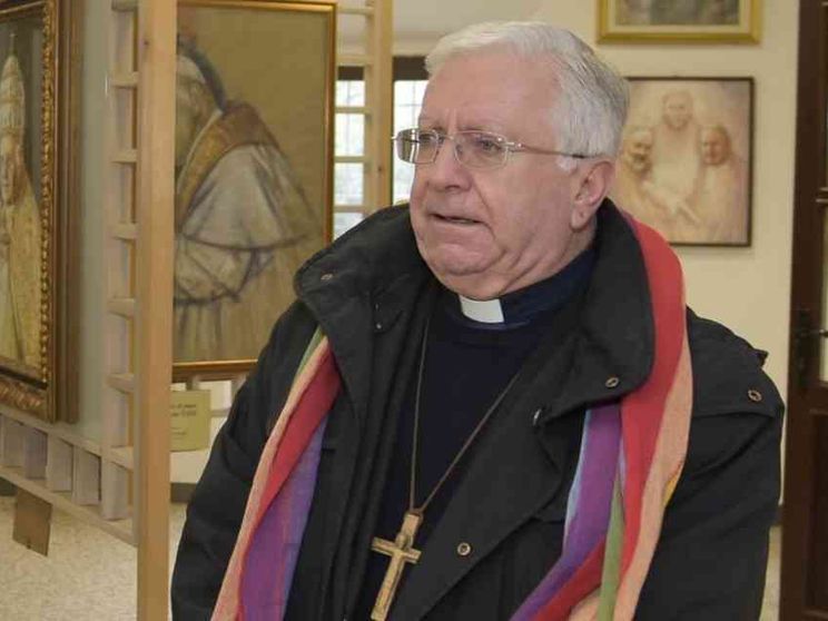 Mercato di armi e bombe atomiche. E' un'altra strada, prendiamola