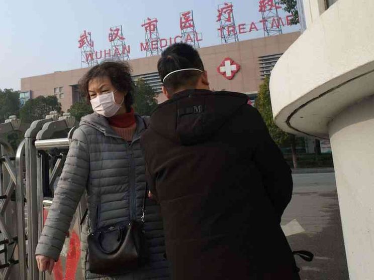 Un anno fa la prima vittima a Wuhan. L’Oms sbarca ora in Cina per indagare