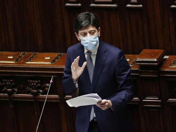 Stato di emergenza fino al 30 aprile e nuovi limiti ad asporto e spostamenti