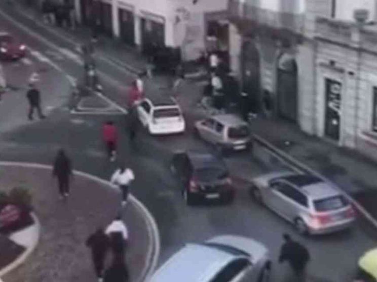 Ragazzi violenti e soli. Burgio: «Colpa dell'egoismo degli adulti»