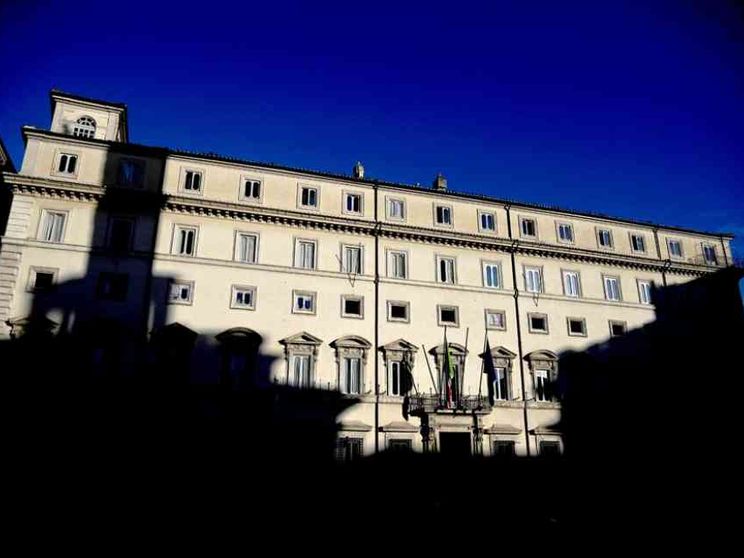 Le Faq della crisi: districarsi tra dimissioni, 2-bis, Ter e semestre bianco