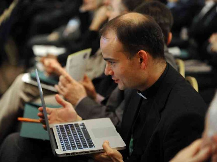 Una parrocchia su due "usa" i social. La svolta? La pandemia