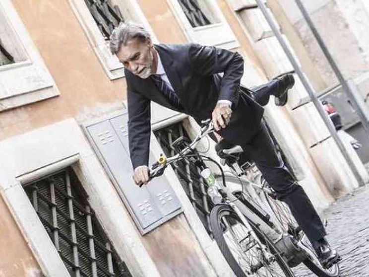 Delrio: «Avanti solo con una maggioranza solida»