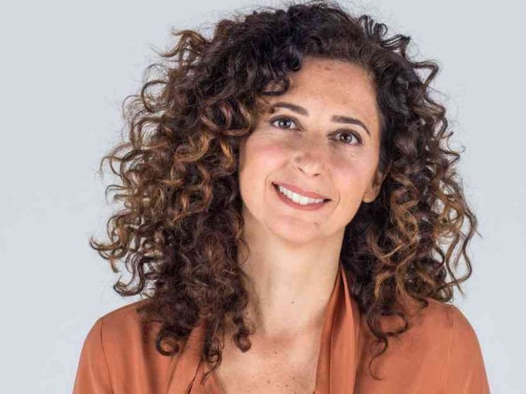 La "prof" Mannino sale in cattedra