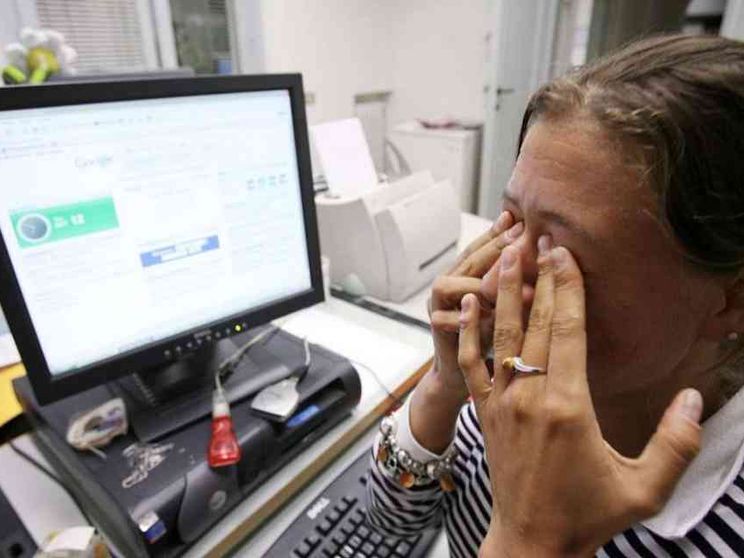 «Mio figlio, ingannato con uno stage». Troppi abusi, vanno limitati