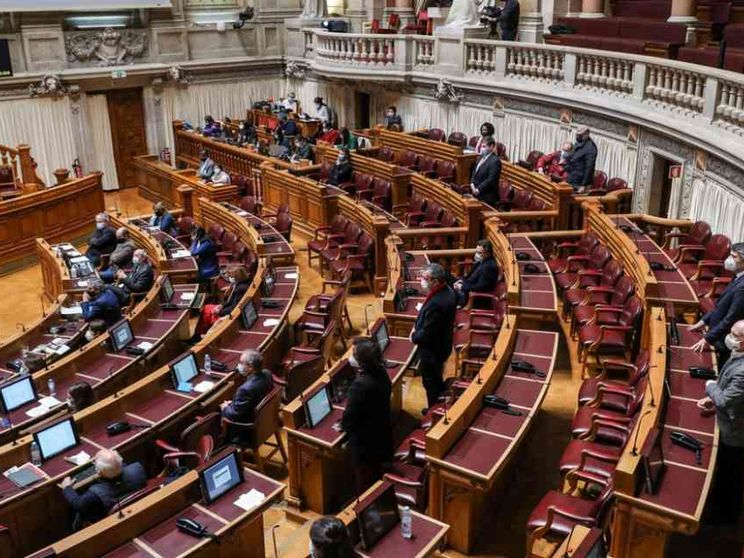 Portogallo, l'eutanasia diventata legge. I vescovi: tristezza e indignazione