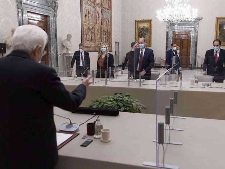 Iv non chiude ma rilancia. I 5s al bivio sul mandato esplorativo a Fico