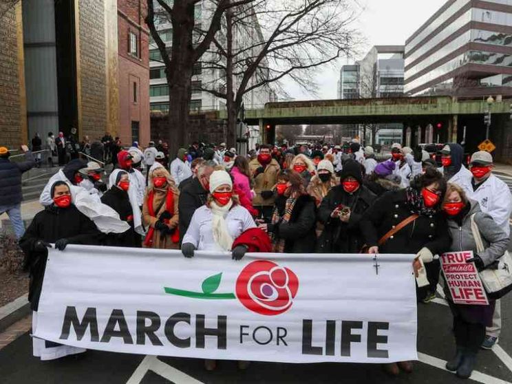 Aborto, vescovi contro Biden: scelta contraria alla ragione