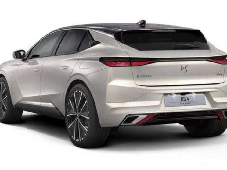 Nuova Ds4, l'ibrida con fascino francese