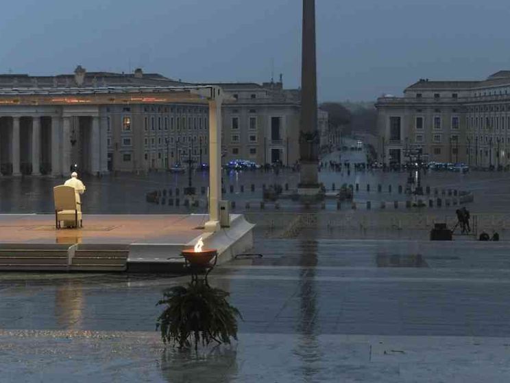 Il mondo sulla "barca di Pietro"