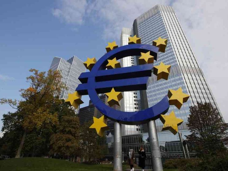 «Il debito si può ristrutturare "interpretando" i Trattati»