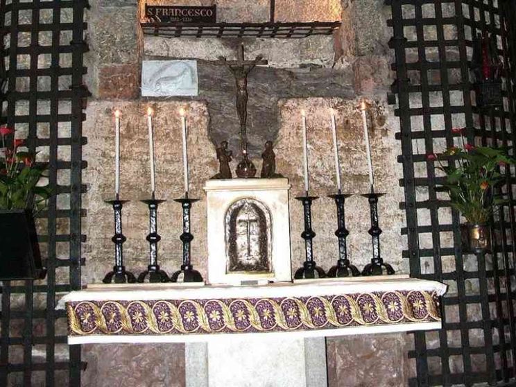 Dopo 20 anni l'olio della Sardegna per la lampada di San Francesco