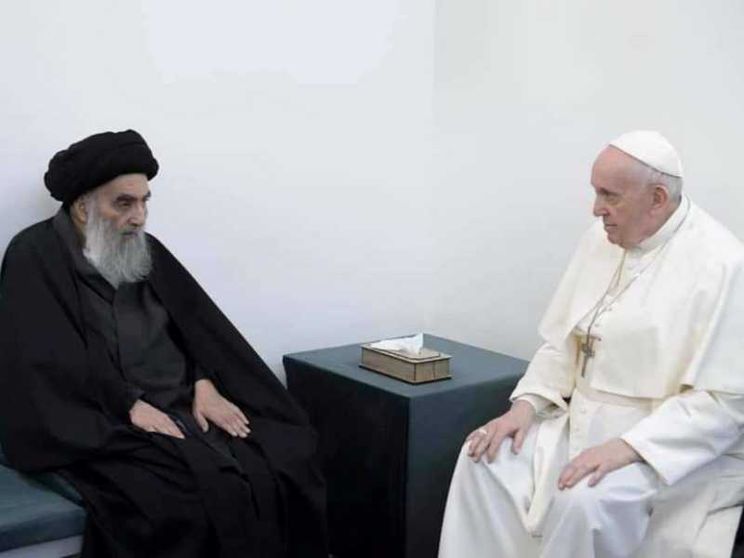 Il Papa: amicizia fra comunità religiose per il bene dell'umanità