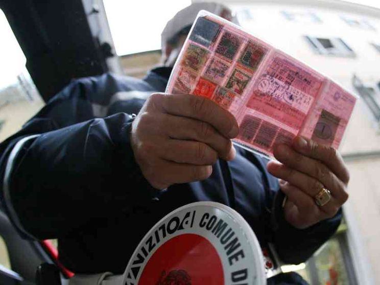 Rinnovo patente e revisione auto, c'è una nuova proroga