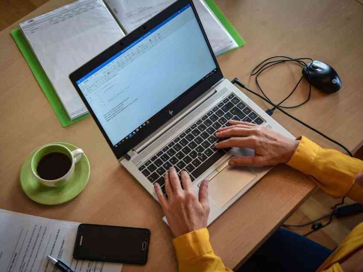 «Meglio libera che moglie e madre». No, libertà è non dover scegliere