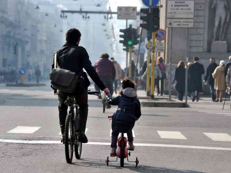 Contro il virus della denatalità dobbiamo pedalare tutti insieme