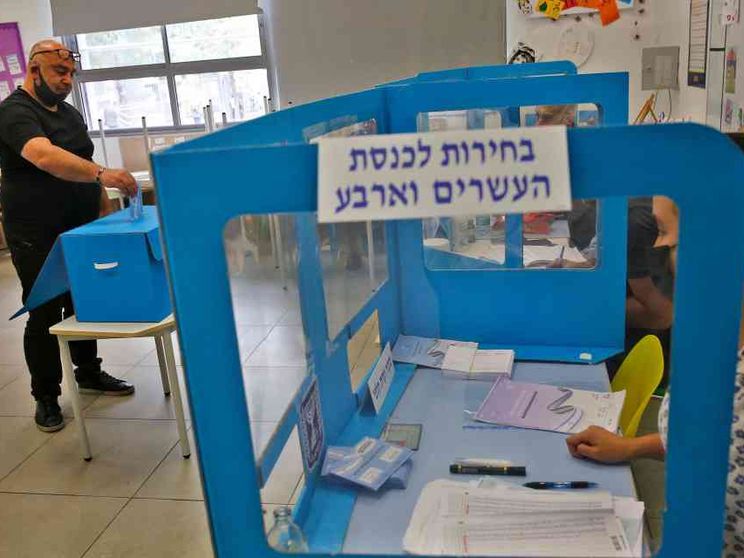 Elezioni in Israele: Netanyahu primo, maggioranza in bilico