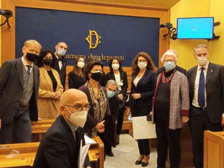 Giornata per la vita nascente. Fronte ampio per un'idea di don Benzi