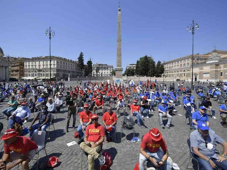 Lavoro, la Cei: la pandemia ha messo a nudo le disuguaglianze