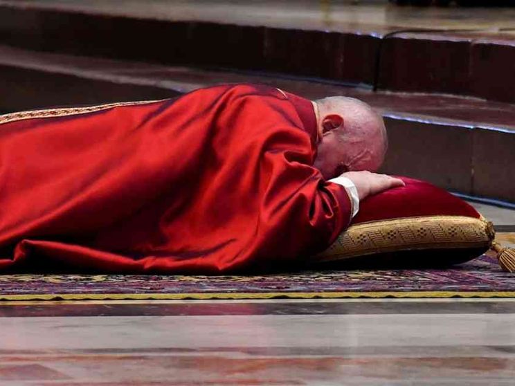 Cantalamessa: l'opzione politica è il vero fattore di divisione tra cattolici