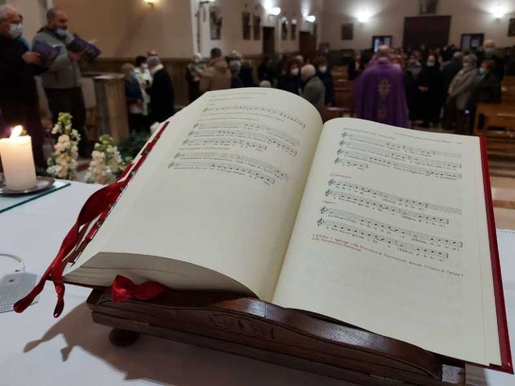 La Pasqua porta il nuovo Messale nelle parrocchie italiane