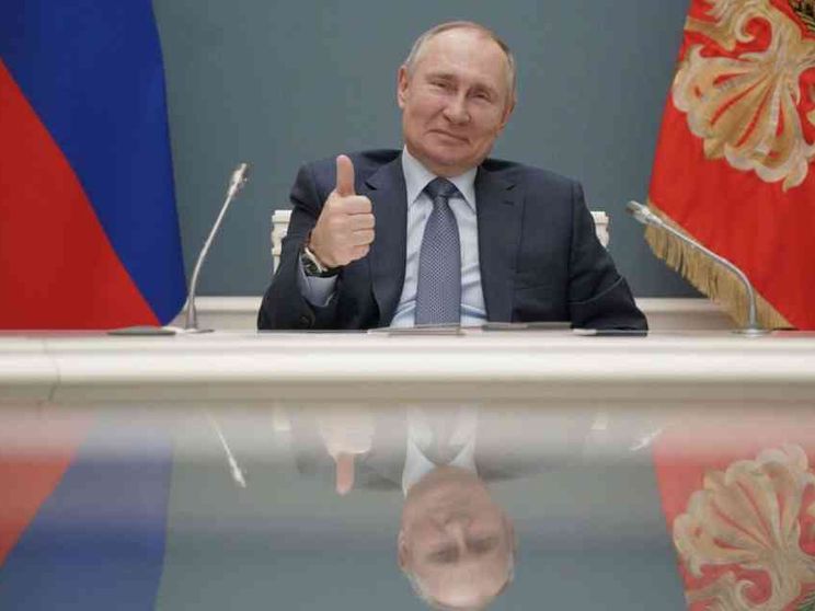 Putin firma la legge che gli consente altri 2 mandati fino al 2036