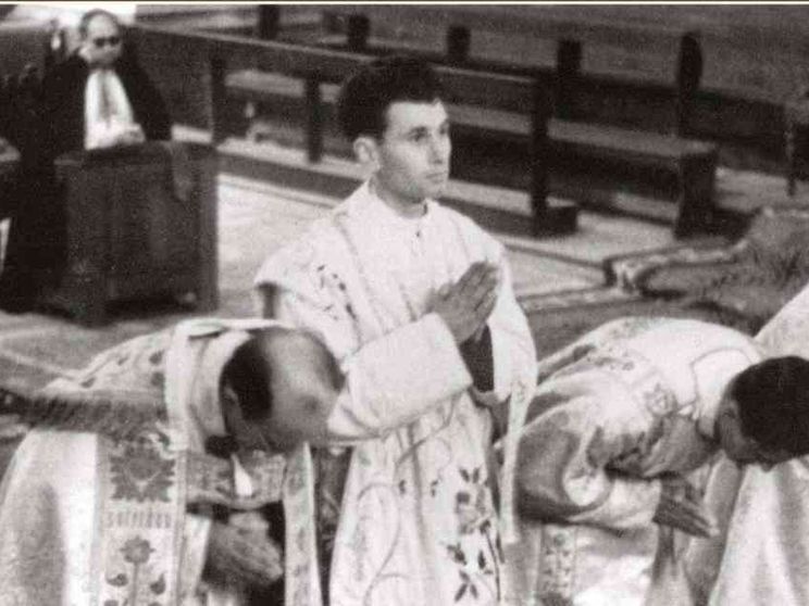 Simoni e quelle messe da carcerato con briciole e acini d'uva